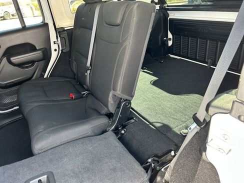 Used 2021 Jeep Wrangler Unlimited Sport image 45