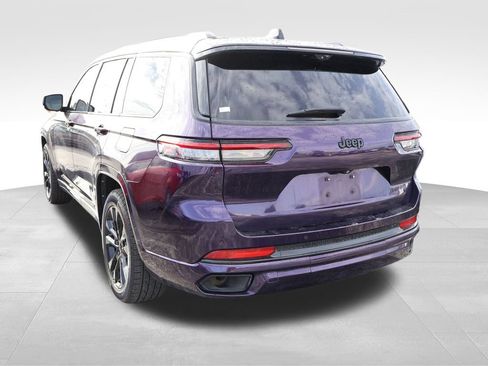 Used 2022 Jeep Grand Cherokee L Overland w/ Advanced Protech Group III AWD/4WD image 19