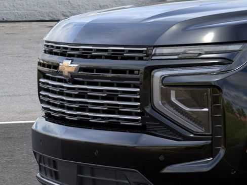 New 2026 Chevrolet Suburban High Country AWD/4WD image 37