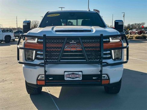 Used 2021 Chevrolet Silverado 2500 High Country w/ Z71 Off-Road Package image 8