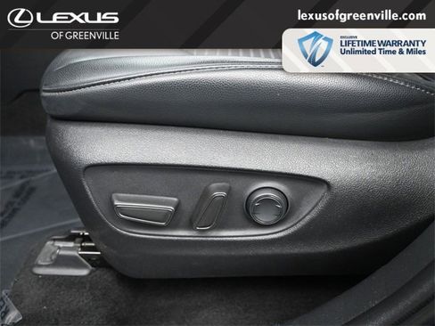 Used 2022 Toyota Highlander XSE image 23