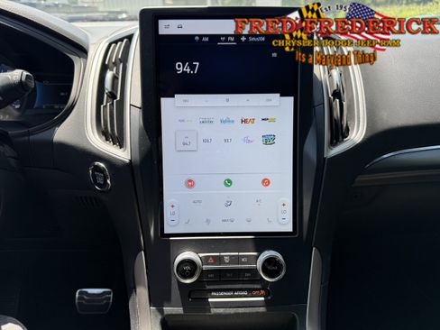 Used 2023 Ford Edge ST-Line AWD/4WD image 12