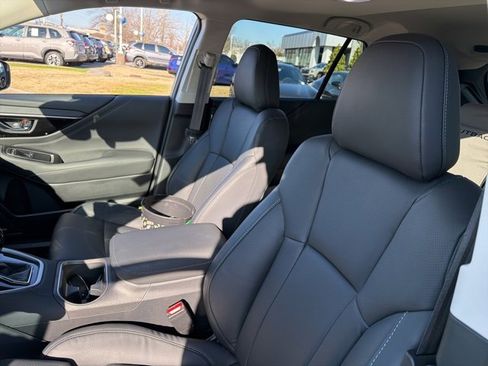 Used 2025 Subaru Outback Touring XT w/ Popular Package #2 image 21