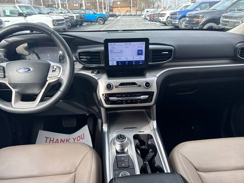 Used 2024 Ford Explorer XLT w/ Equipment Group 202A image 19