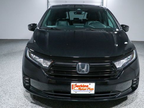 Used 2023 Honda Odyssey Sport image 4