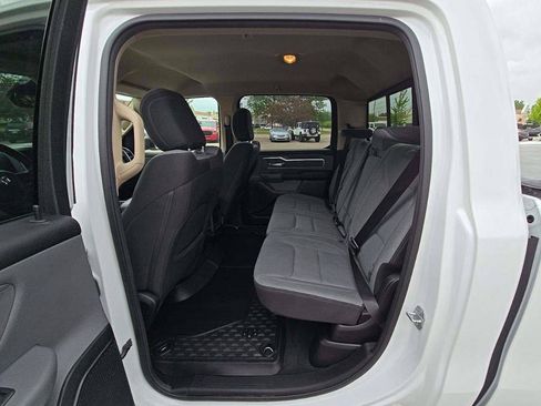 Used 2019 RAM 1500 Big Horn AWD/4WD image 16