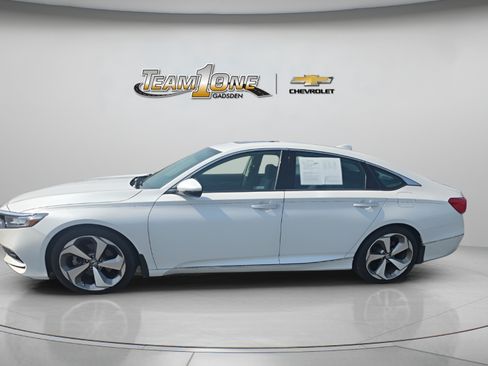 Used 2020 Honda Accord Touring image 5