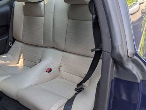 Used 2012 Ford Mustang Premium image 18