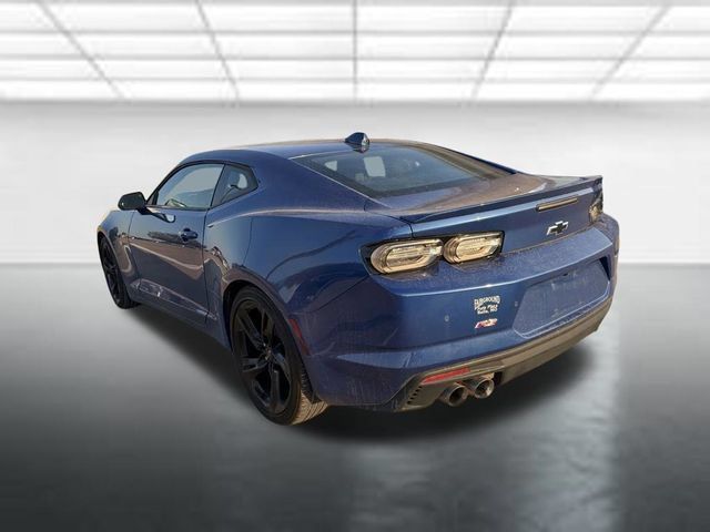 Used 2021 Chevrolet Camaro LT w/ RS Package RWD image 4
