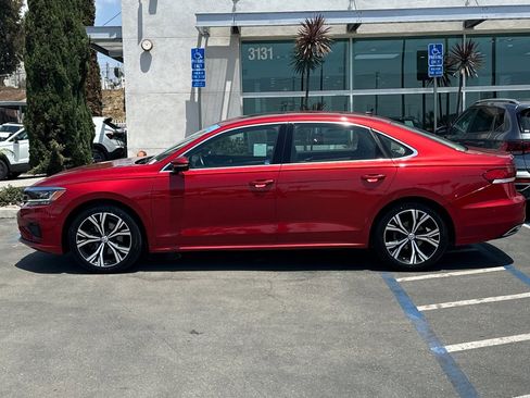 Used 2020 Volkswagen Passat 2.0T SEL FWD image 8