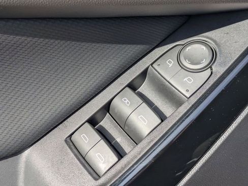 New 2026 Chevrolet Equinox LT FWD image 9