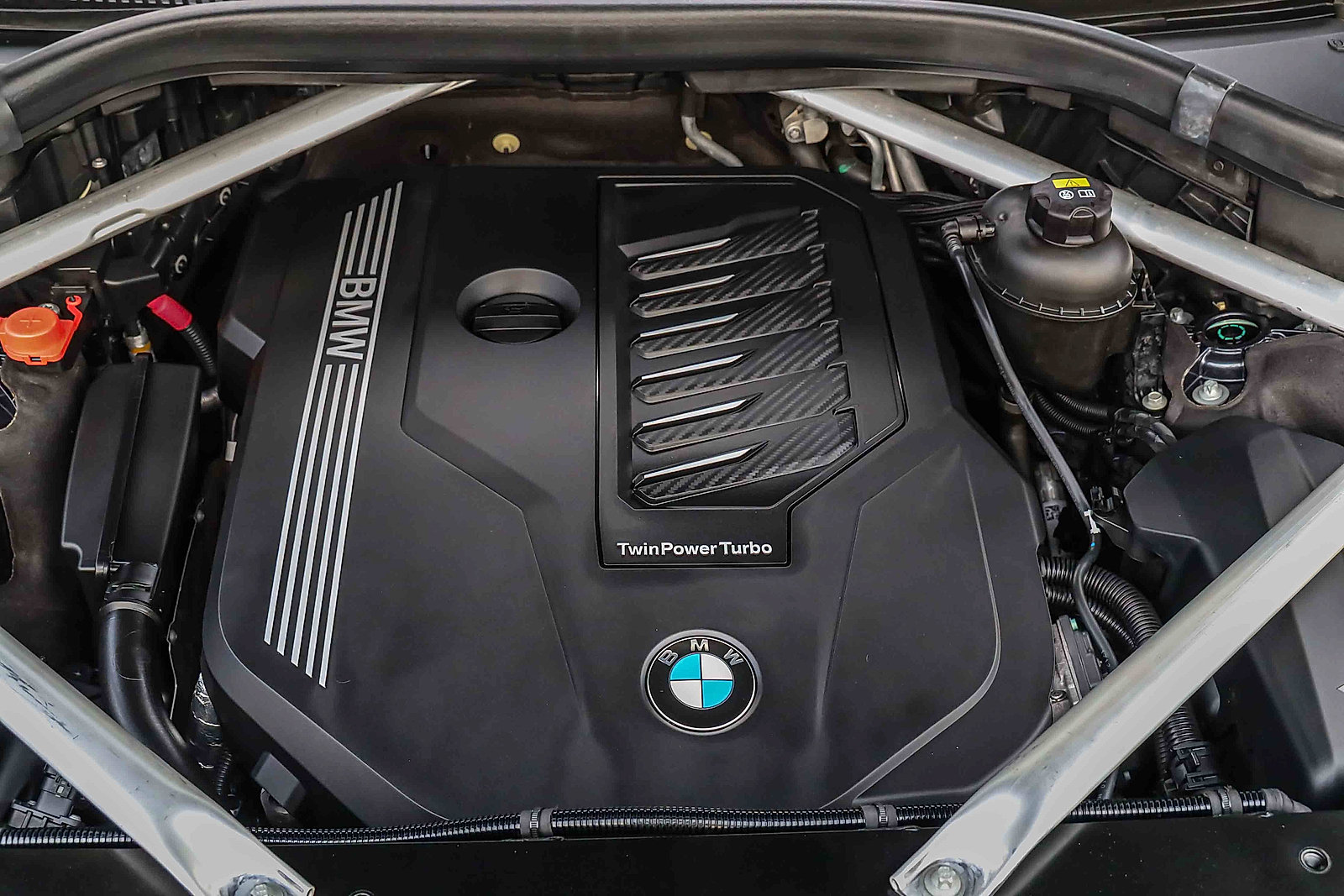 Used 2020 BMW X7 xDrive40i w/ M Sport Package AWD/4WD image 29