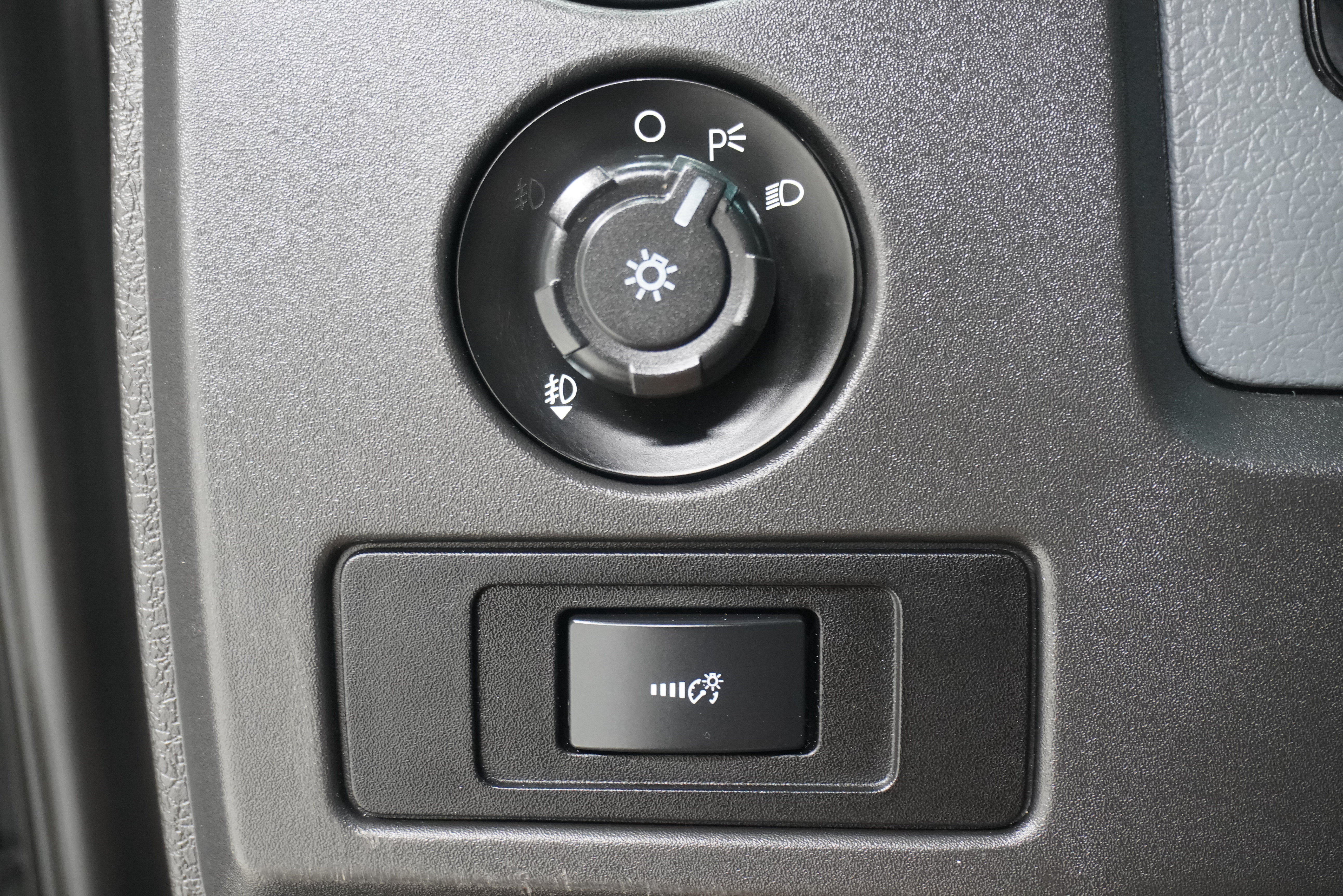 Used 2014 Ford F150 STX w/ Equipment Group 201A Mid RWD image 18