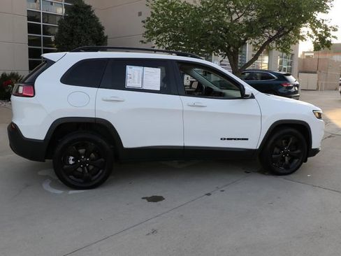 Used 2021 Jeep Cherokee Latitude Plus FWD image 7