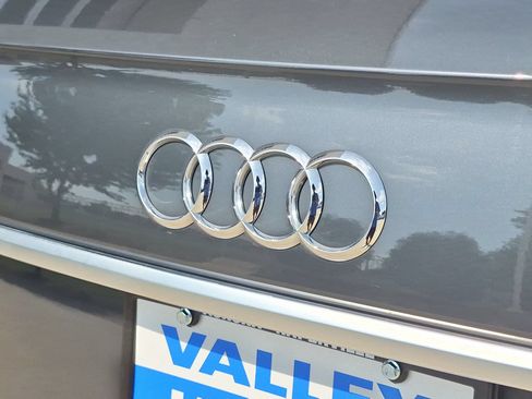 Used 2023 Audi Q5 2.0T Premium AWD/4WD image 28