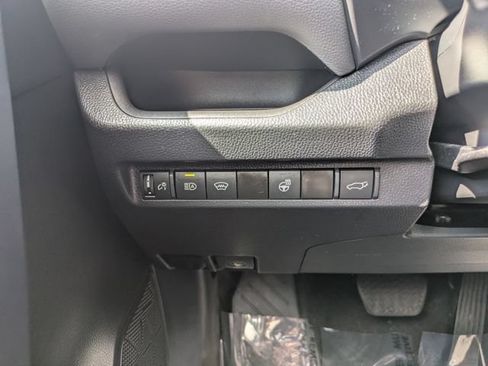Used 2023 Toyota RAV4 XLE Premium AWD/4WD image 20