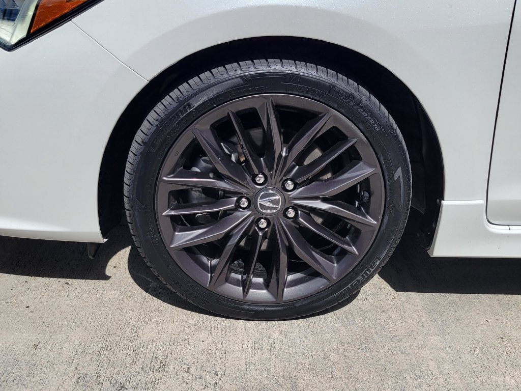 Used 2022 Acura ILX w/ Technology Plus & A-SPEC FWD image 4