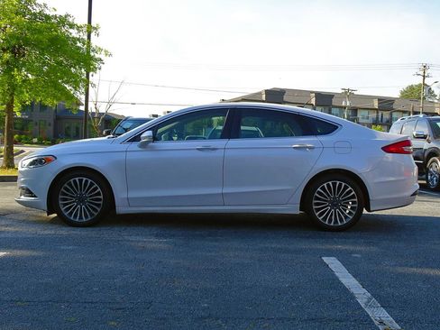 Used 2018 Ford Fusion SE w/ Fusion SE Technology Package FWD image 23