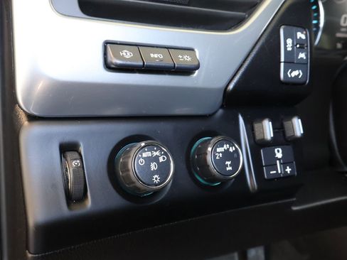 Used 2018 Chevrolet Tahoe Premier image 25