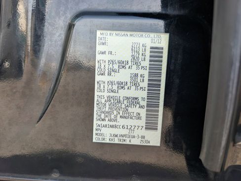 Used 2012 Nissan Pathfinder LE image 32