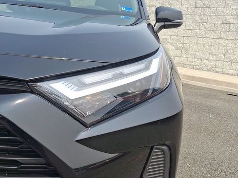 Used 2024 Toyota RAV4 XLE AWD/4WD image 8