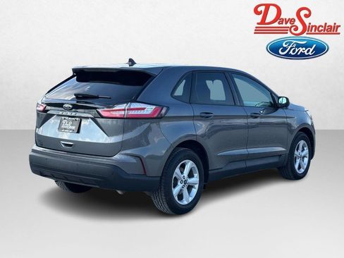 Used 2021 Ford Edge SE w/ Cargo Accessory Package FWD image 7