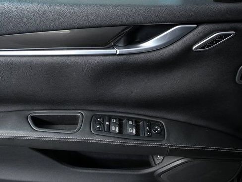 Used 2016 Maserati Ghibli image 8