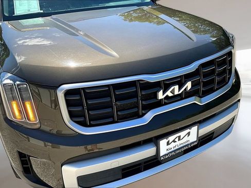 Certified 2025 Kia Telluride S AWD/4WD image 33