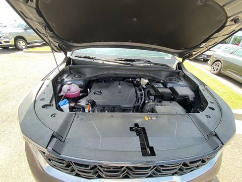 Certified 2025 Kia Sorento S w/ Panoramic Sunroof Package FWD image 33