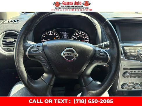 Used 2018 Nissan Pathfinder SL w/ Midnight Edition Package image 21