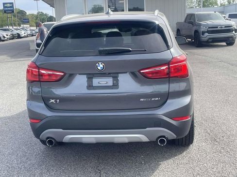 Used 2018 BMW X1 sDrive28i w/ Convenience Package FWD image 5