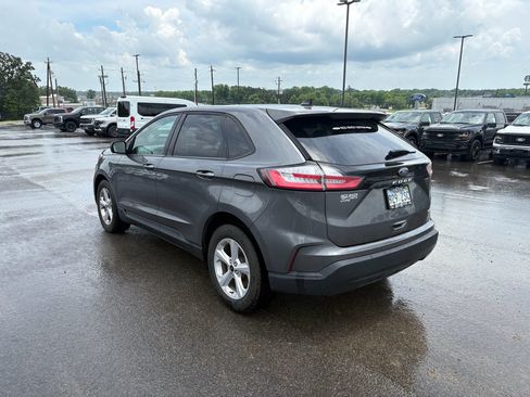 Used 2024 Ford Edge SE AWD/4WD image 2