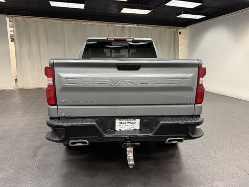 Used 2025 Chevrolet Silverado 1500 LT Trail Boss w/ Convenience Package II AWD/4WD image 3