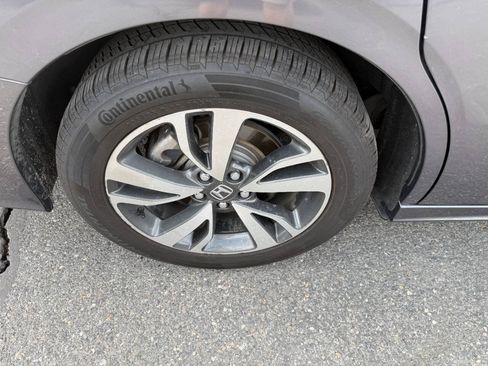 Used 2024 Honda Odyssey Touring image 19