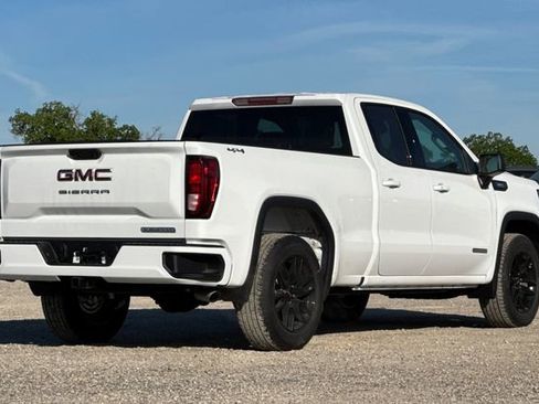 New 2026 GMC Sierra 1500 Elevation image 4