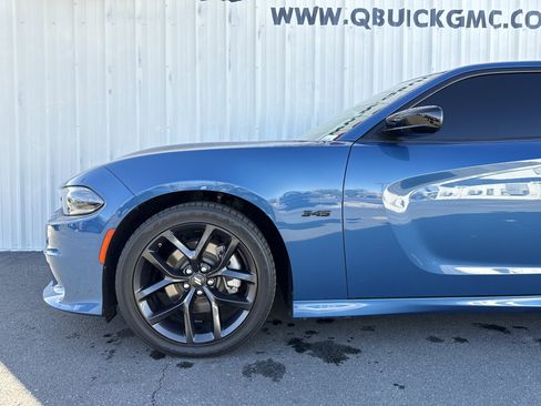 Used 2023 Dodge Charger R/T w/ Blacktop Package image 3