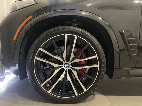 Certified 2024 BMW X5 xDrive40i w/ M Sport Package AWD/4WD image 7