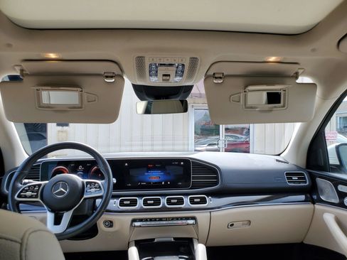 Used 2022 Mercedes-Benz GLS 450 4MATIC image 44