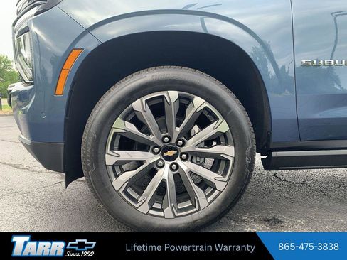 New 2026 Chevrolet Suburban High Country AWD/4WD image 19