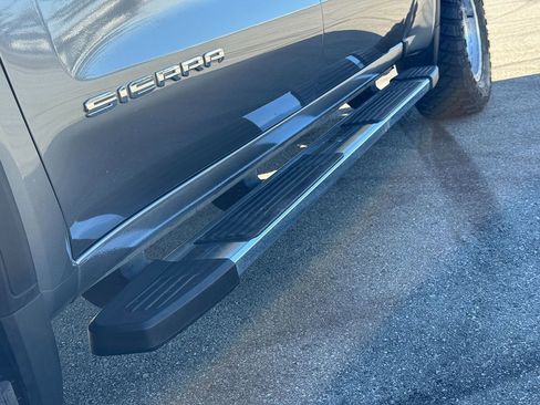 Used 2021 GMC Sierra 1500 SLE w/ Preferred Package image 16