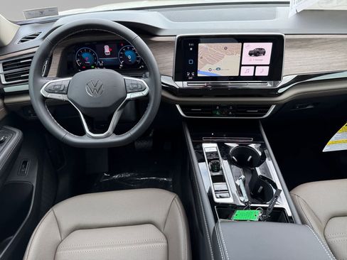 New 2026 Volkswagen Atlas SEL image 11