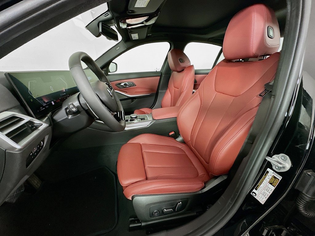 Used 2026 BMW 330i Sedan w/ Convenience Package RWD image 16