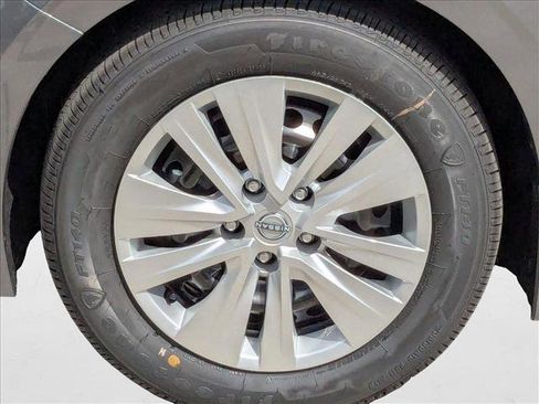 New 2025 Nissan Sentra S image 9