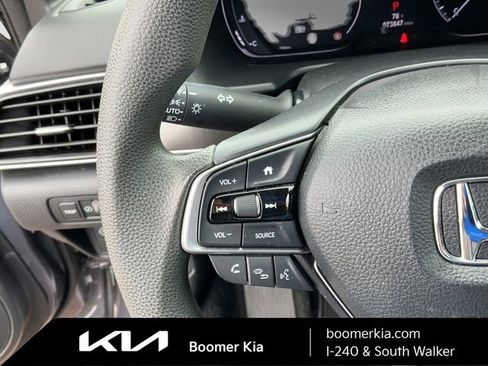 Used 2019 Honda Accord LX image 19