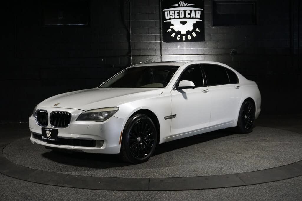 Used 2012 BMW 750Li xDrive AWD/4WD image 1