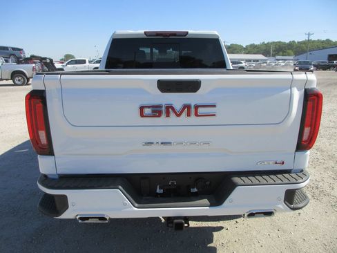 New 2026 GMC Sierra 1500 AT4 w/ AT4 Premium Package AWD/4WD image 5