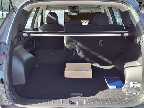 New 2026 Hyundai Tucson SE image 7