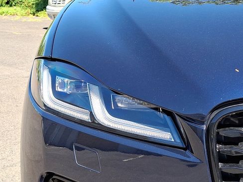 Used 2025 Jaguar F-PACE R-Dynamic S image 13