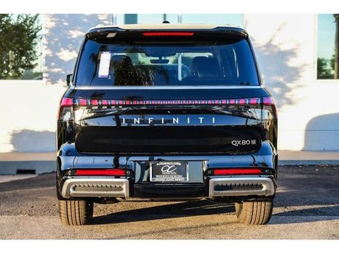 New 2026 INFINITI QX80 Luxe w/ Cargo Package image 5