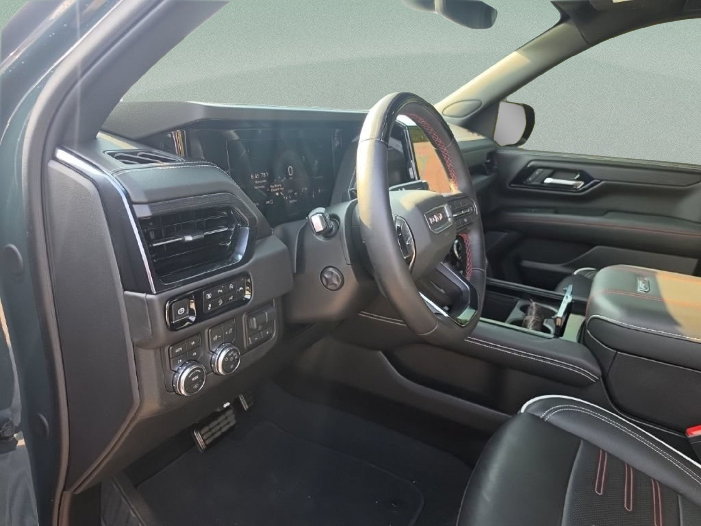 Used 2026 GMC Yukon AT4 Ultimate AWD/4WD image 15
